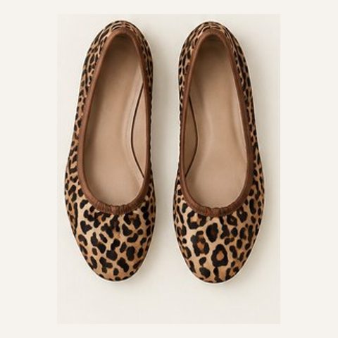 Leopard ballet flats