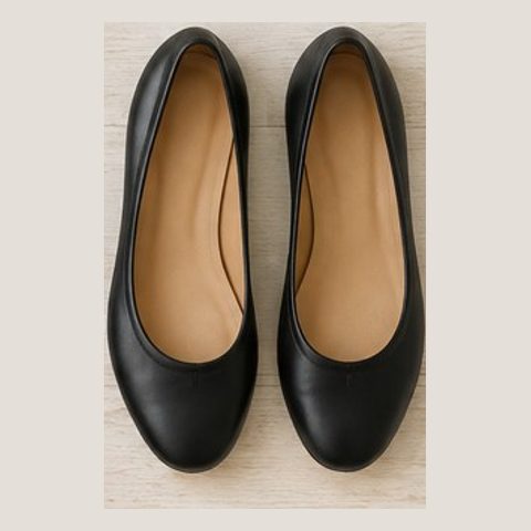 Black ballet flats